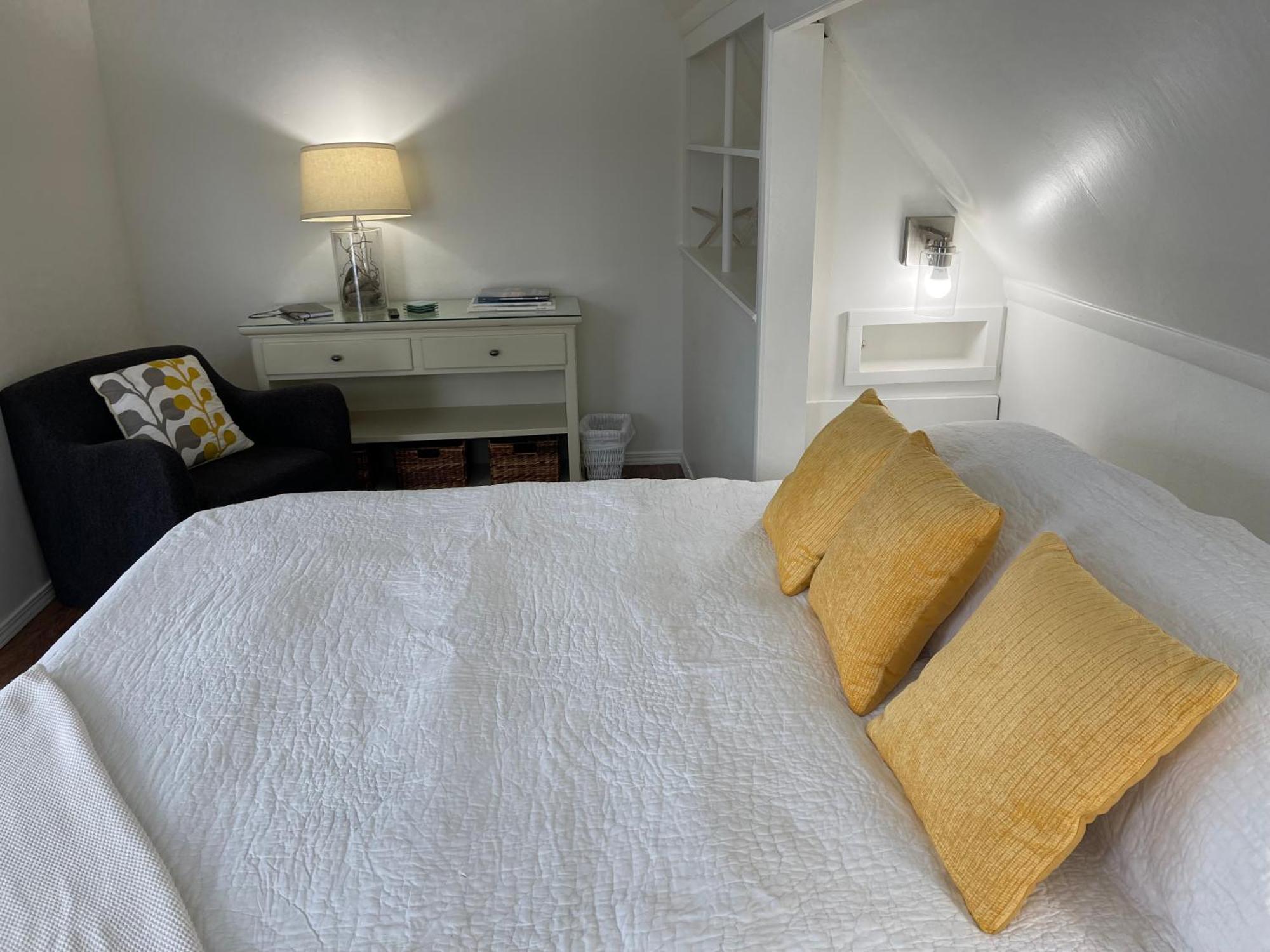 Trinidad Bay Bed And Breakfast Hotel Екстер'єр фото