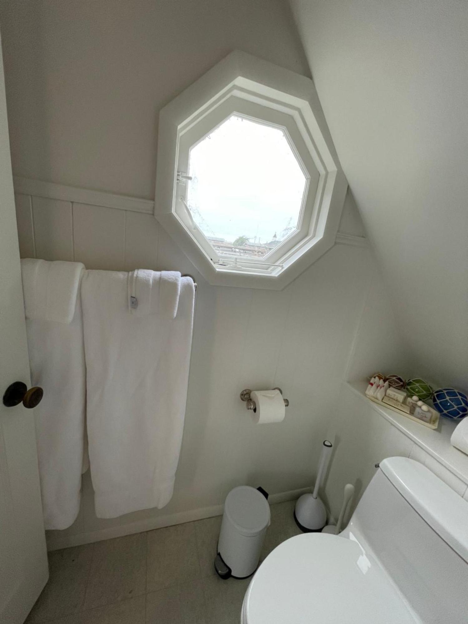 Trinidad Bay Bed And Breakfast Hotel Екстер'єр фото